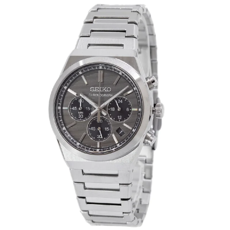 Seiko Men's SSB455P1 Classic 1970 Chrono Quartz