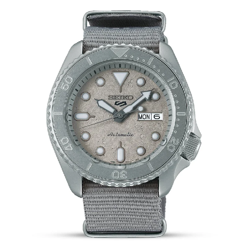 Seiko 5 Street Style Gray Dial Men's Watch | SRPG61K1